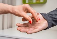 Gjatë vitit 2025, 641 çifte i dhanë fund martesës në Elbasan