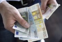 Me sa shiten e blihen euro dhe dollari? Këmbimi valutor 22 nëntor 2025