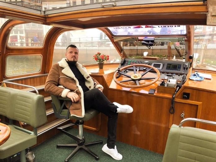 4a29eb25-a387-47c4-a9e5-2d90d14e3658