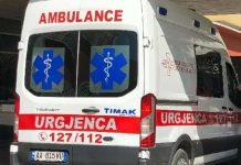 Në gjendje të dehur, shoferi përpl*s me makinë 2-vjeçarin, v*gëlushi përfundon në spital