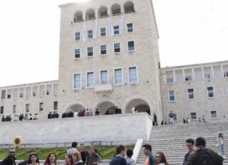 Shpopullimi/ 2025-2026, numri i studentëve rënie vjetore me 5.5%, universitetet publike më të prekura