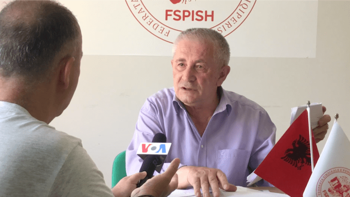 990c1b3a733f79d1c2787658ebddc591