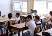 Emigracioni dhe rënia e lindjeve zbrazin klasat/ 10 mijë nxënës më pak në arsimin parauniversitar në 2024-2025