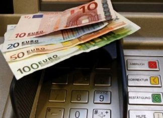 Këmbimi valutor sot/ Me sa lekë blihen e shiten valutat kryesore, çfarë ndodh me monedhat e tjera