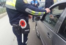 Kapet shoferi pa leje drejtimi në Elbasan