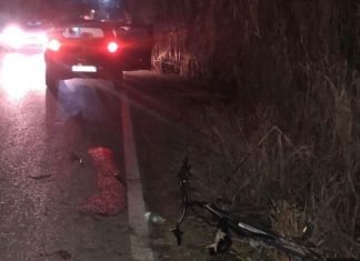 Aksident. Mjeti përplas drejtuesin e biçikletës. Burri rëndë në spital