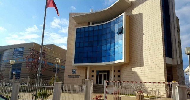 -640-0-ee22deb3af8834cf70a4ad77c7ff1ad4