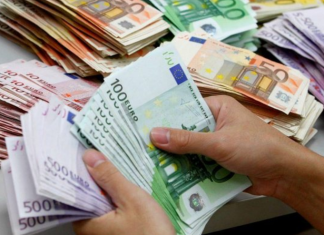 Këmbimi valutor sot/ Me sa lekë blihen e shiten valutat kryesore, çfarë ndodh me monedhat e tjera