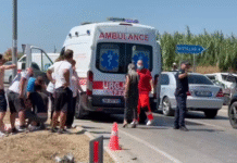 Aksident/ Përplasen dy automjete, lëndohen katër persona