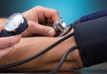 OBSH: Rreth 800 mijë shqiptarë vuajnë nga hipertensioni, konsumojnë shumë kripë