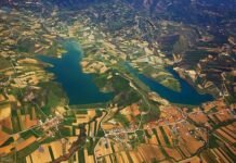 10 vite nga reforma territoriale/ Analiza: Gjysma e buxhetit për paga, por produktiviteti në rënie