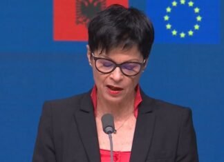Komisionerja për Zgjerimin, Kos: “Kemi hapur të gjithë grupkapitujt, tani po përgatisim një shtëpi për ju në Evropë”