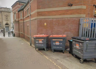 U shtyp brenda një kamioni mbeturinash, mbahen homazhe për shqiptarin që humbi jetën tragjikisht në Northampton