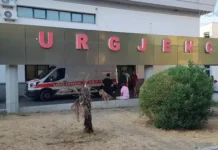 Del nga intubimi 15-vjeçari në Durrës