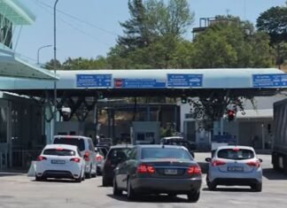 Bllokohet kalimi në Kakavijë/ Protestat e fermerëve grekë priten të zgjasin deri më 5 dhjetor