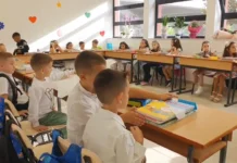 Nga shtatori 2026 ndryshojnë kurrikulat shkollore, në fokus kodimi dhe inteligjenca artificiale