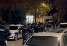 Të shtëna me armë zjarri në Fier, degradon konflikti brenda një lokali për motive banale. Zbardhen detajet e para