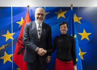 Sot në Tiranë samiti Growth Plan “Our pathway to EU” me liderët e rajonit dhe Komisioneren Marta Kos