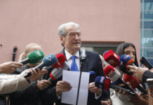 Berisha lexon mesazhin që i la Dumanit: Do përgjigjesh para ligjit për amnistimin e krimit elektoral