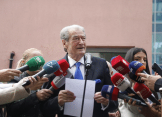 Berisha lexon mesazhin që i la Dumanit: Do përgjigjesh para ligjit për amnistimin e krimit elektoral