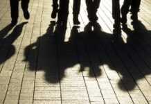 FMN: Emigrimi i lartë, mungesë besimi te perspektiva ekonomike