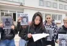 Në kujtim të 15-vjeçarit Erjon Boba – Të rinjtë e Bulqizës protestë paqësore dhe thirrje institucioneve për më shumë siguri