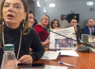 Përplasjet në Kuvend, PS përjashton me 30 ditë 6 deputetë të PD-së!