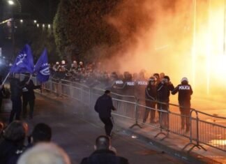 Protesta para Kryeministrisë, arrestohen 4 persona, nën hetim 6 të tjerë