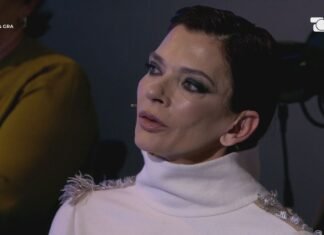 “Doja të fluturoja për të mos i hapur sytë…”/ Ema Andrea jep lajmin bombë, përloten të gjithë në studio