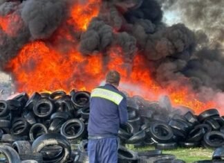 Dënohet me 3 milion lekë dhe procedohet në Prokurori pronari i subjektit që digjte gomat në Elbasan