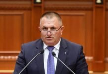 Ish-deputeti demokrat Qani Xhafa, sqaron arsyet përse mori pjesë në takimin me Ervin Salianjin në Elbasan