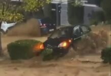 Pamje apokaliptike nga Greqia, lumenj dhe përrenj marrin përpara gjithçka: Makinat lundrojnë si varka!