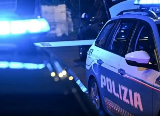 E rëndë në Milano, efektivi i policisë qëllon për vdekje me armën e shërbimit një 20-vjeçar