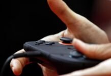 Babai i mori levën e videolojës, 11-vjeçari e vr*t