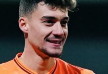 Ernest Muçi, çmend turqit! Talenti i Kombëtares godet në minutën e 91-të me supergol dhe i jep fitoren 2-1 Trabzonsporit