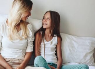 Si t’i përgjigjesh fëmijës kur të bën pyetje për marrdhënie