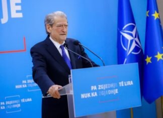 Berisha me grupin e PD: E gjithë Evropa dhe Bota pret protestën tonë!