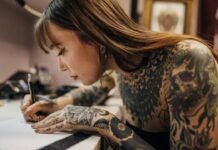 Studimi që po thyen stereotipet? Ja çfarë zbulohet për PERSONAT me TATUAZHE