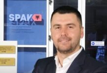 U arrestua dy ditë më parë, vjen reagimi nga qelia e Rrogozhinës e ish-kryebashkiakut Edison Memolla: Jam socialist