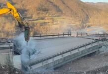 Bllokimi i Librazhd-Prrenjas, furgonat shtrenjtojnë çmimin e biletës deri 40%