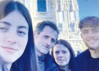 Familja shqiptare që u ‘shua’ në Itali/ Homazhe për vajzën e mitur nga nxënësit e shkollës, Prokuroria urdhëron autopsinë