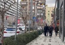 Plagosje me armë në Tiranë (EMRAT)