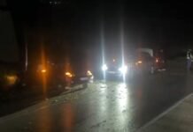 Aksident në aksin Peqin–Elbasan, “Benz” përfundon në kanal pas përplasjes në Përparim