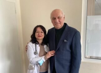 Ish-presidenti Alfred Moisiu del nga spitali