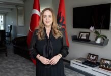 “I nxorëm nga ferri”, ambasadorja e Shqipërisë në Turqi flet për riatdhesimin e Evës nga Siria: Cili ishte roli i Ramës dhe Erdoganit