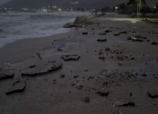 Fenomen i rrallë në Orikum: Deti ngrihet mbi 1.5 metra, përmbyten biznese dhe rrugë