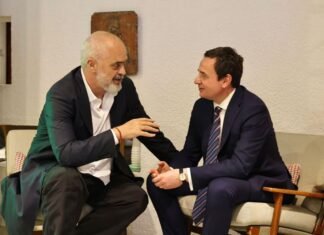 Edi Rama vizitë zyrtare në Kosovë, takime me Vjosa Osmanin dhe Albin Kurtin