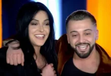 Motra e Gjestit në lot pasi dëgjon dedikimin për vëllain e tyre të ndjerë