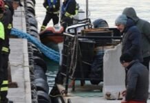 E rëndë në Itali: 20-vjeçari shqiptar dhunon nënën dhe hidhet në det, vijojnë kërkimet në Civitanova