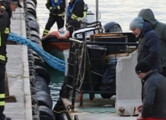 E rëndë në Itali: 20-vjeçari shqiptar dhunon nënën dhe hidhet në det, vijojnë kërkimet në Civitanova